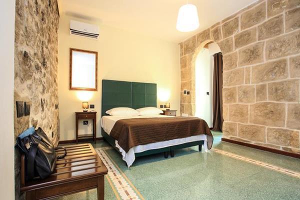 Double B Maison De Charme Bed & Breakfast 2*